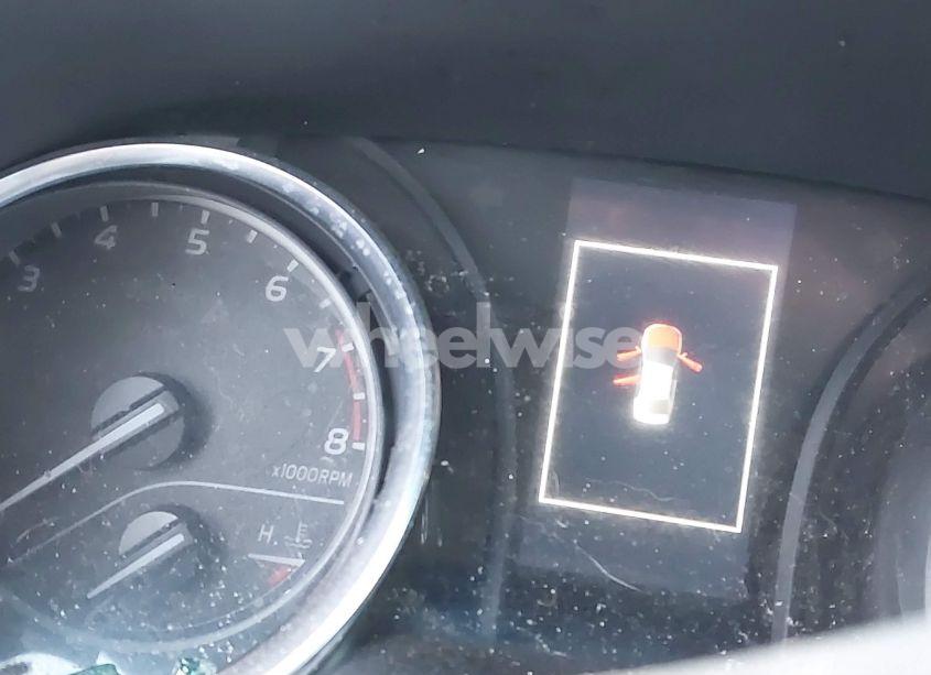 Photo 15 of 2018 Toyota Camry LE (VIN 4T1B11HK0JU106634)