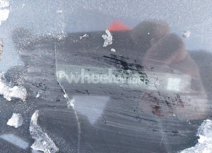 Photo 9 of 2018 Toyota Camry LE (VIN 4T1B11HK0JU106634)