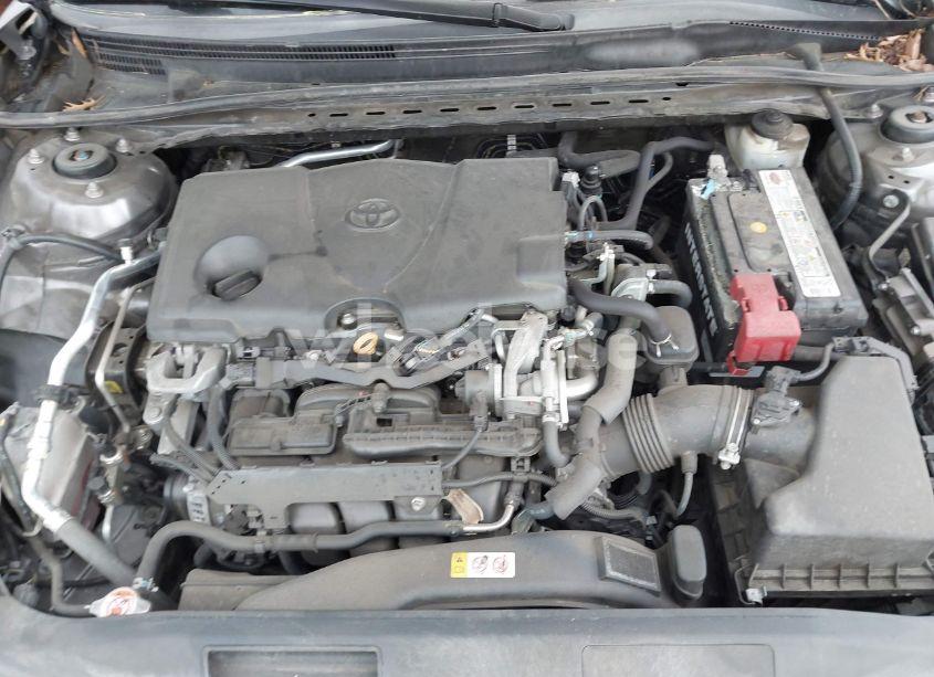 Photo 10 of 2018 Toyota Camry SE (VIN 4T1B11HK0JU109548)