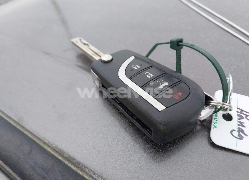 Photo 11 of 2018 Toyota Camry SE (VIN 4T1B11HK0JU109548)