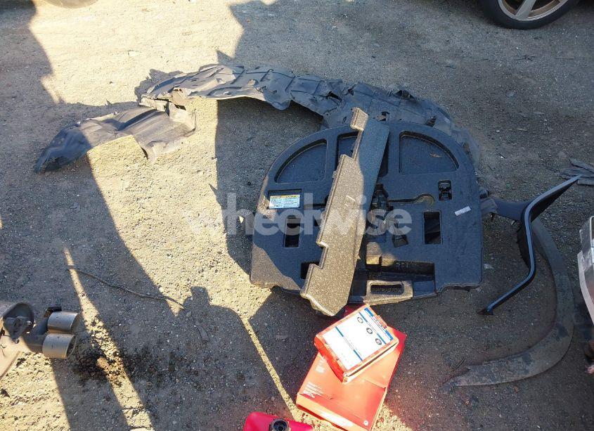 Photo 12 of 2018 Toyota Camry SE (VIN 4T1B11HK0JU115396)