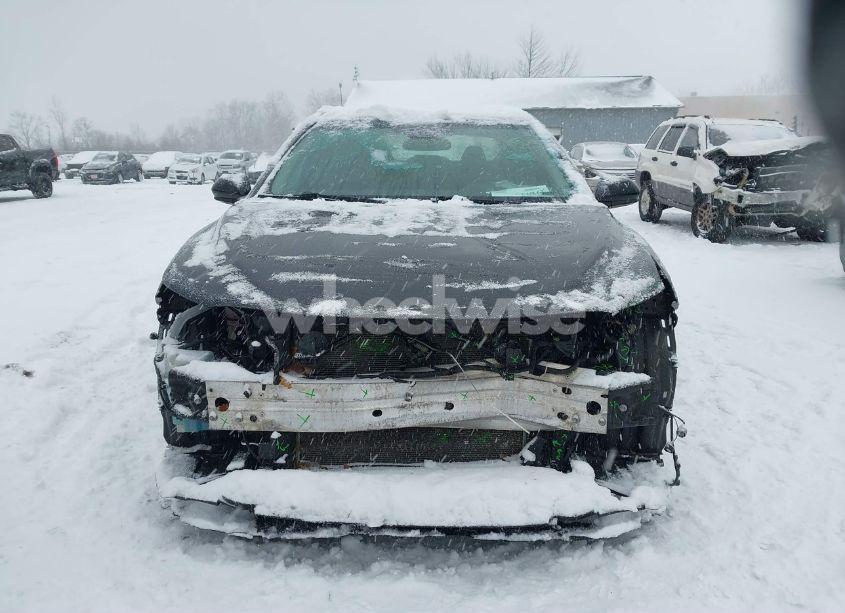 Photo 13 of 2018 Toyota Camry LE (VIN 4T1B11HK0JU152836)