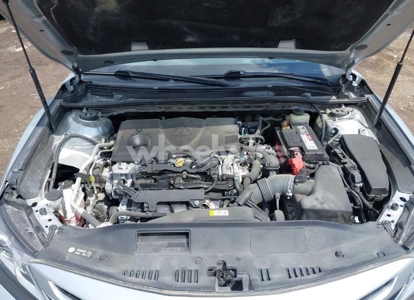 Photo 10 of 2018 Toyota Camry SE (VIN 4T1B11HK0JU559930)