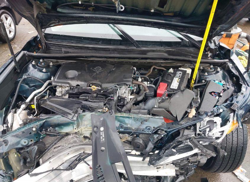 Photo 10 of 2018 Toyota Camry SE (VIN 4T1B11HK0JU584830)