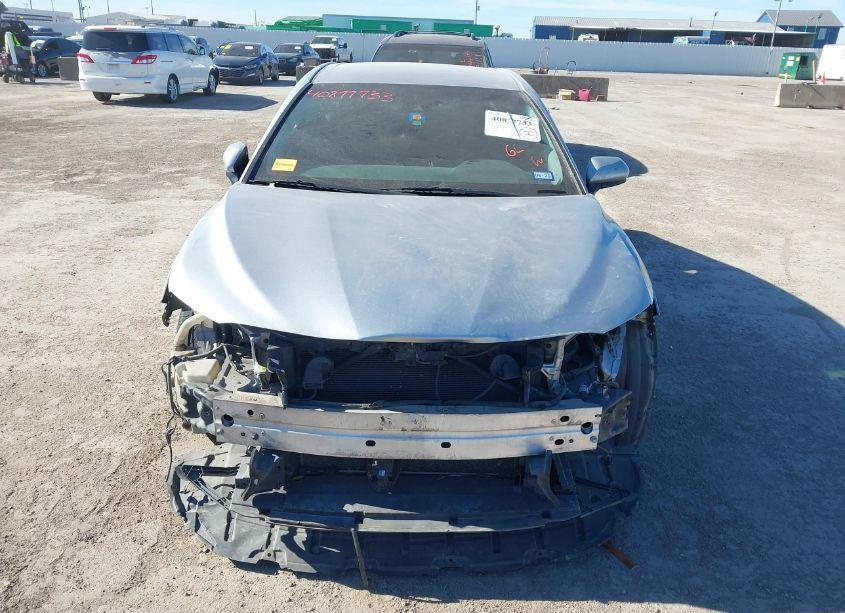 Photo 13 of 2018 Toyota Camry SE (VIN 4T1B11HK0JU588070)