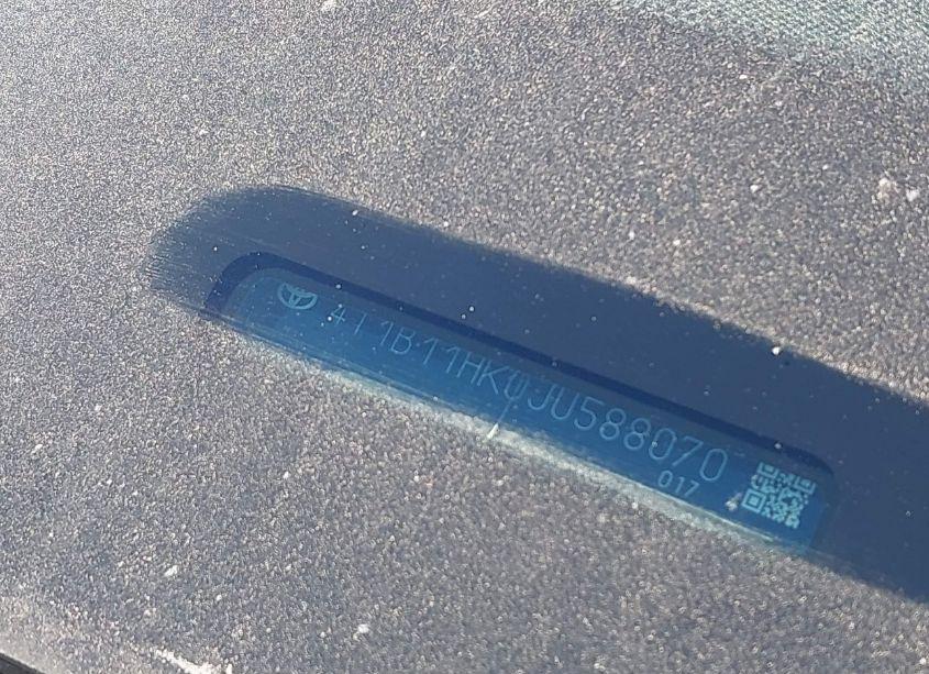 Photo 18 of 2018 Toyota Camry SE (VIN 4T1B11HK0JU588070)