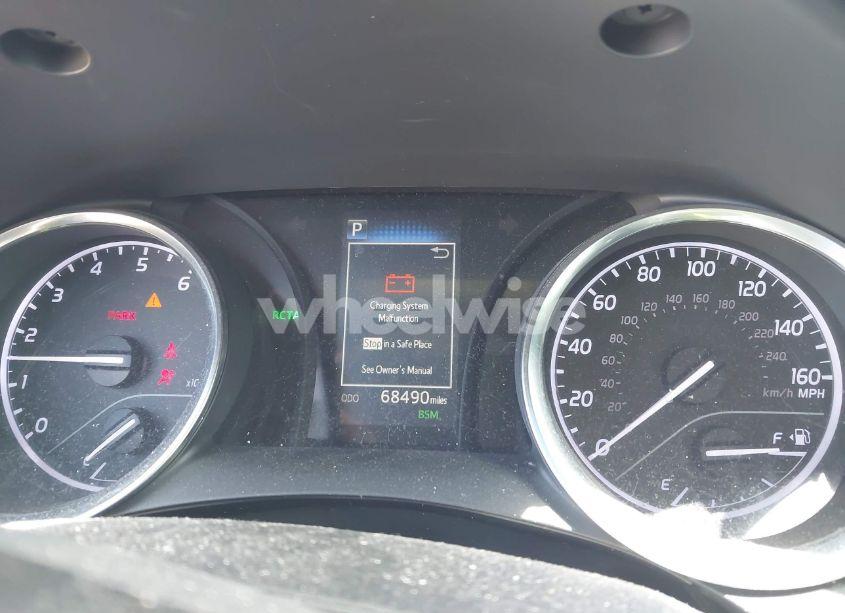 Photo 7 of 2018 Toyota Camry SE (VIN 4T1B11HK0JU589834)