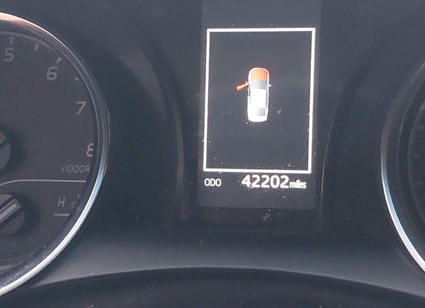 Photo 7 of 2018 Toyota Camry LE (VIN 4T1B11HK0JU630754)