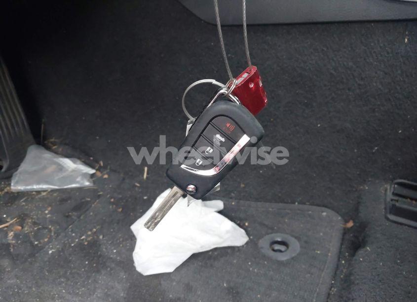 Photo 11 of 2018 Toyota Camry LE (VIN 4T1B11HK0JU650051)