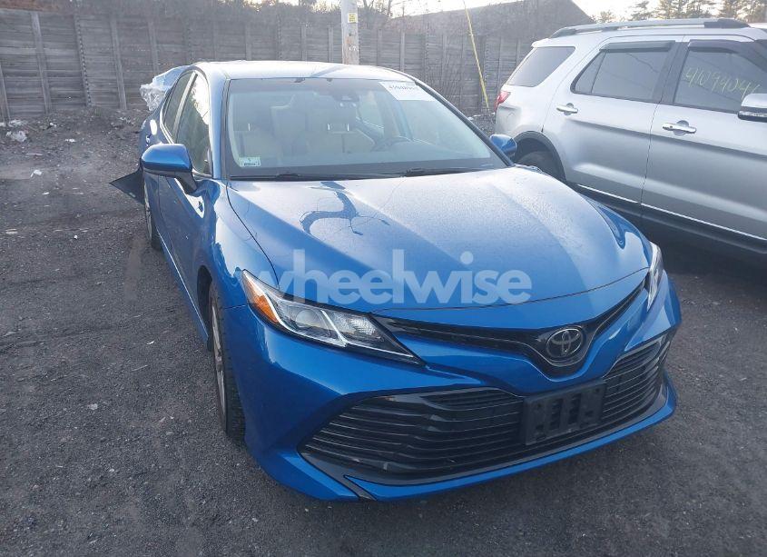 Photo 12 of 2019 Toyota Camry LE (VIN 4T1B11HK0KU159917)