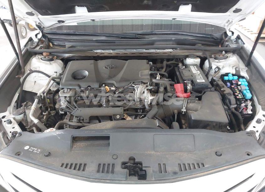 Photo 10 of 2019 Toyota Camry SE (VIN 4T1B11HK0KU166883)