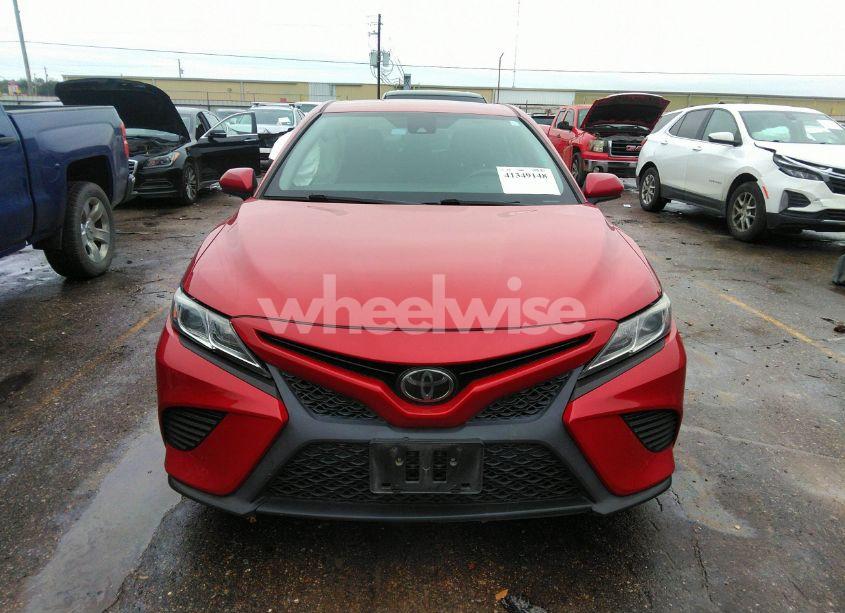 Photo 12 of 2019 Toyota Camry SE (VIN 4T1B11HK0KU170805)