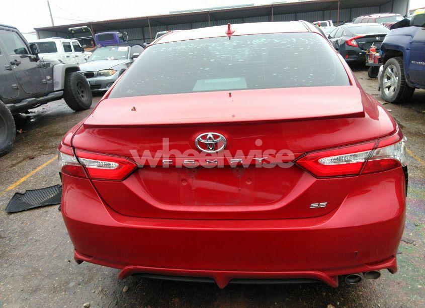 Photo 16 of 2019 Toyota Camry SE (VIN 4T1B11HK0KU170805)
