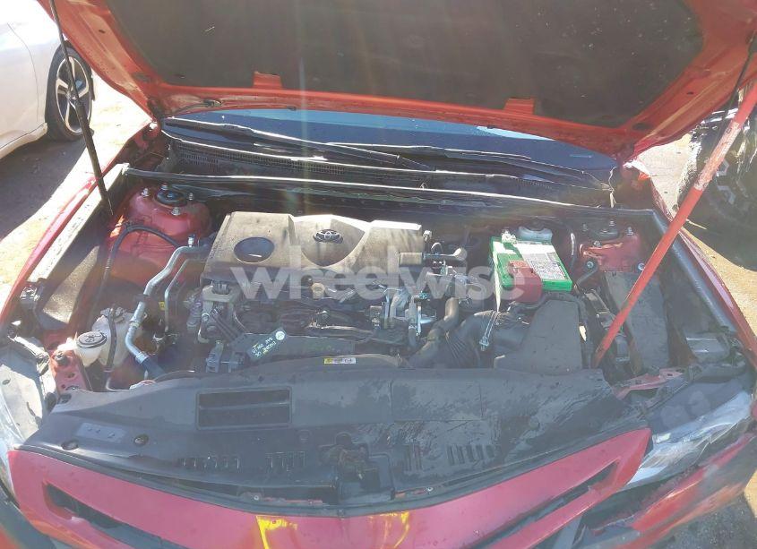 Photo 10 of 2019 Toyota Camry SE (VIN 4T1B11HK0KU196109)