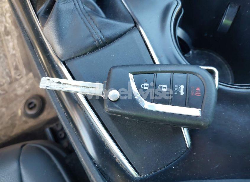 Photo 11 of 2019 Toyota Camry SE (VIN 4T1B11HK0KU198765)