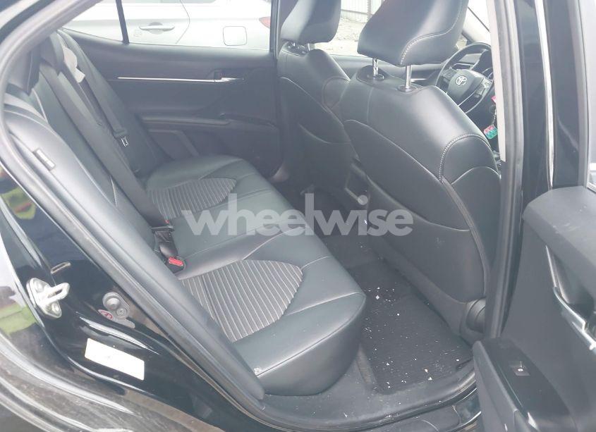 Photo 8 of 2019 Toyota Camry SE (VIN 4T1B11HK0KU201034)