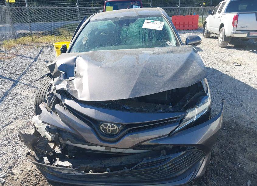 Photo 12 of 2019 Toyota Camry LE (VIN 4T1B11HK0KU232851)