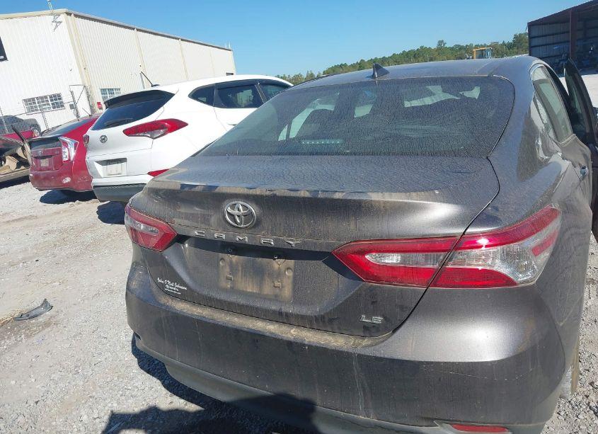 Photo 16 of 2019 Toyota Camry LE (VIN 4T1B11HK0KU232851)