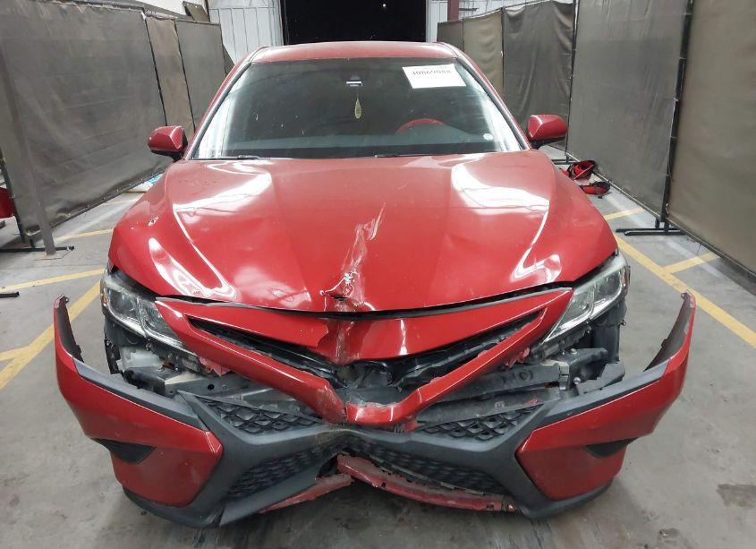 Photo 12 of 2019 Toyota Camry SE (VIN 4T1B11HK0KU240500)