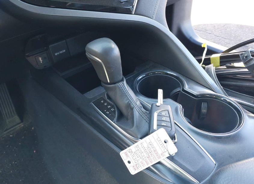 Photo 11 of 2019 Toyota Camry SE (VIN 4T1B11HK0KU245213)