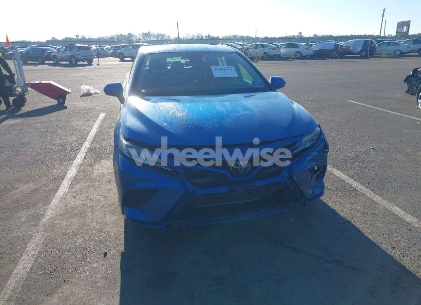 Photo 12 of 2019 Toyota Camry SE (VIN 4T1B11HK0KU257197)