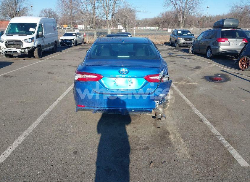 Photo 16 of 2019 Toyota Camry SE (VIN 4T1B11HK0KU257197)