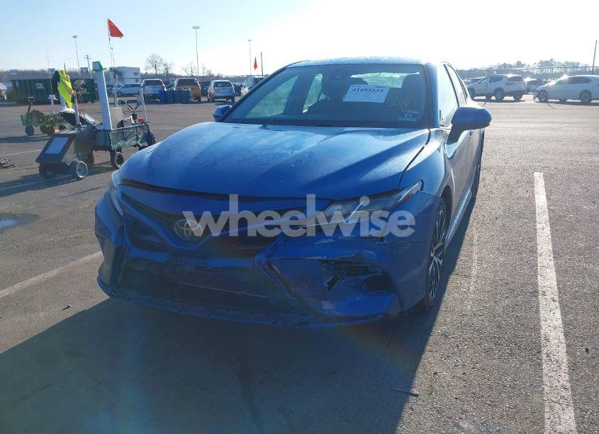 Photo 6 of 2019 Toyota Camry SE (VIN 4T1B11HK0KU257197)