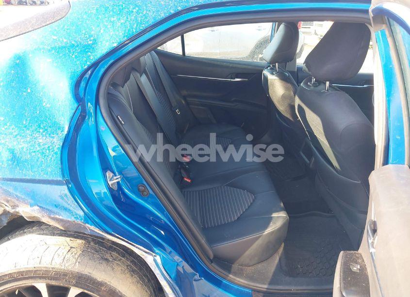 Photo 8 of 2019 Toyota Camry SE (VIN 4T1B11HK0KU257197)