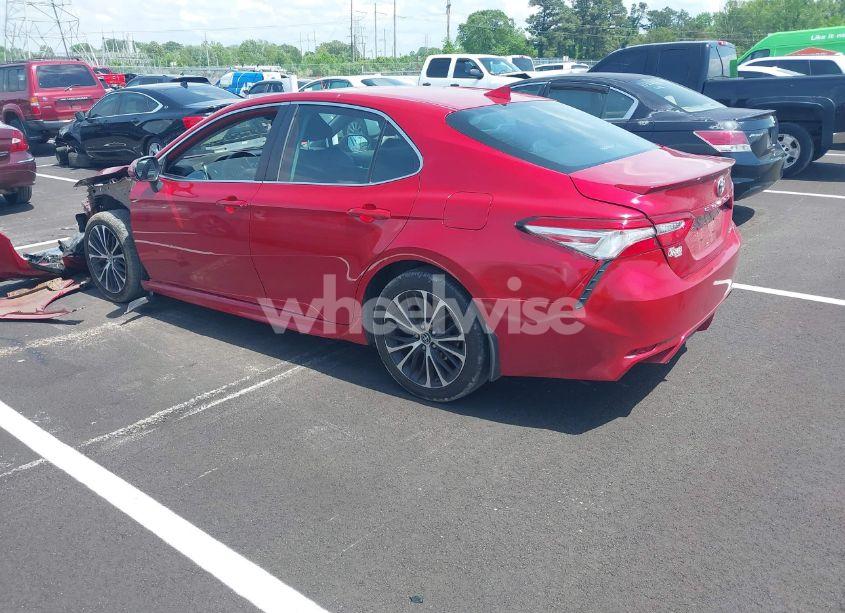 Photo 3 of 2019 Toyota Camry SE (VIN 4T1B11HK0KU267258)