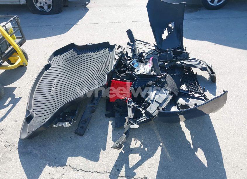 Photo 12 of 2019 Toyota Camry SE (VIN 4T1B11HK0KU697016)