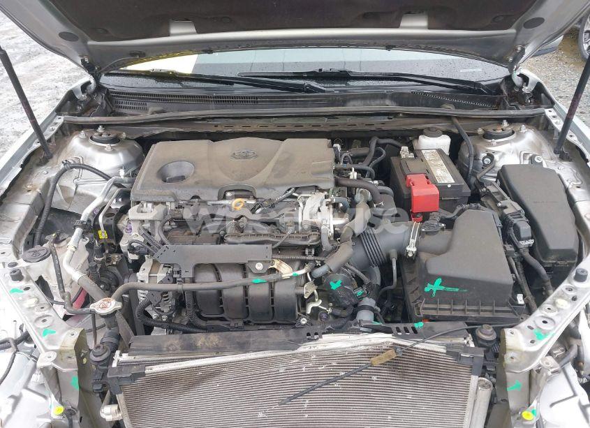 Photo 10 of 2019 Toyota Camry LE (VIN 4T1B11HK0KU698215)