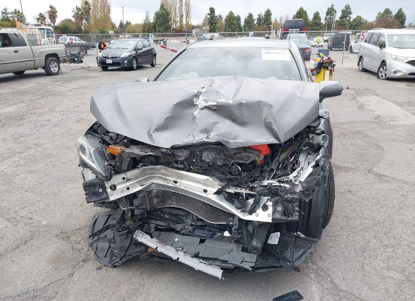 Photo 6 of 2019 Toyota Camry SE (VIN 4T1B11HK0KU714011)