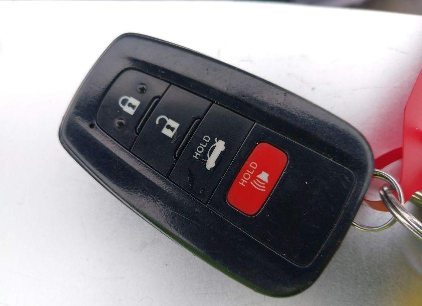 Photo 11 of 2019 Toyota Camry SE (VIN 4T1B11HK0KU719144)