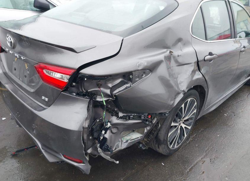 Photo 21 of 2019 Toyota Camry SE (VIN 4T1B11HK0KU719144)