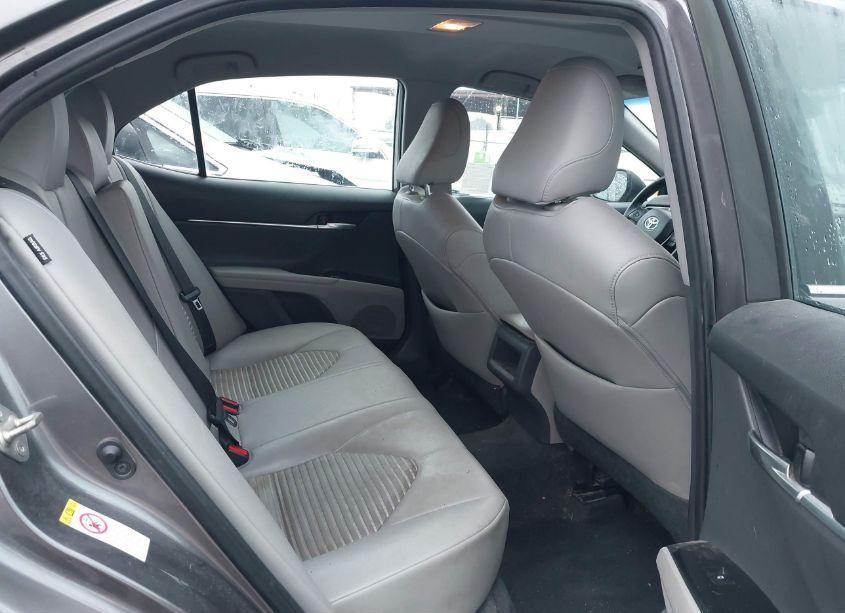Photo 8 of 2019 Toyota Camry SE (VIN 4T1B11HK0KU719144)