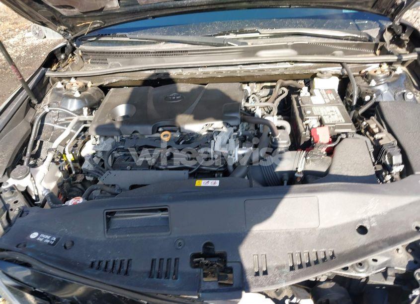 Photo 10 of 2019 Toyota Camry LE (VIN 4T1B11HK0KU723386)