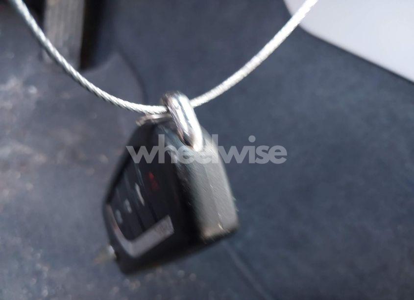 Photo 11 of 2019 Toyota Camry LE (VIN 4T1B11HK0KU723386)