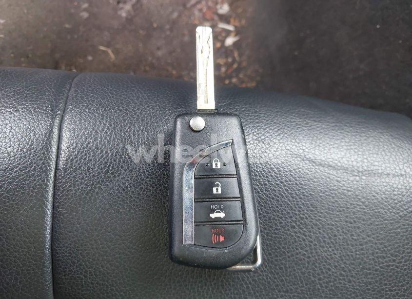 Photo 11 of 2019 Toyota Camry SE (VIN 4T1B11HK0KU729303)