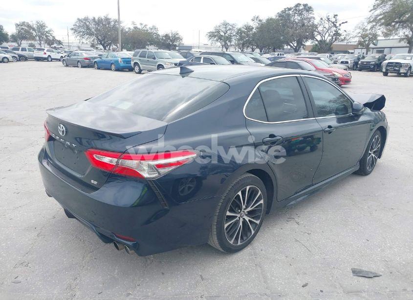 Photo 4 of 2019 Toyota Camry SE (VIN 4T1B11HK0KU756212)