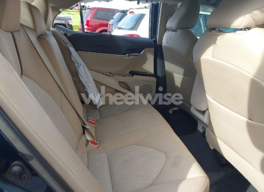 Photo 8 of 2019 Toyota Camry LE (VIN 4T1B11HK0KU759885)