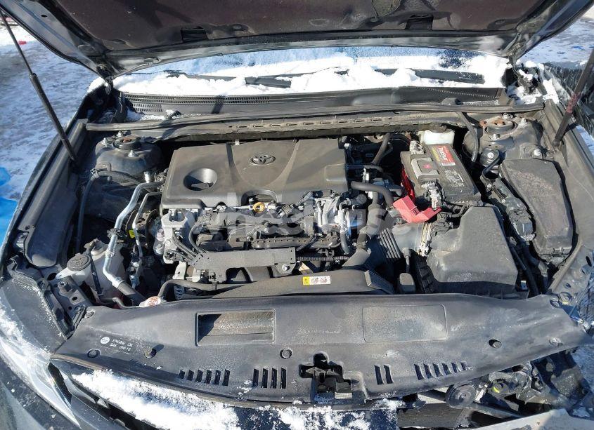 Photo 10 of 2019 Toyota Camry L (VIN 4T1B11HK0KU768148)