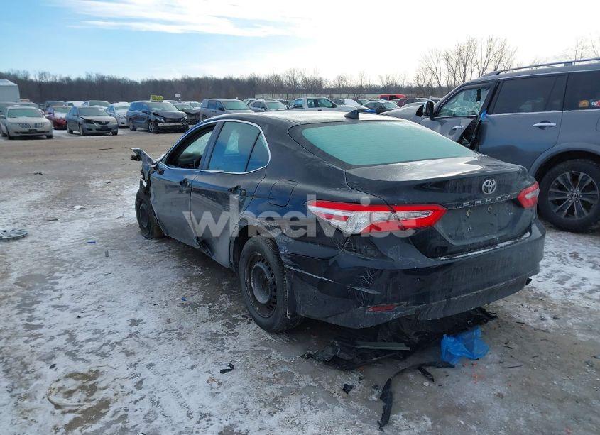 Photo 3 of 2019 Toyota Camry L (VIN 4T1B11HK0KU768148)