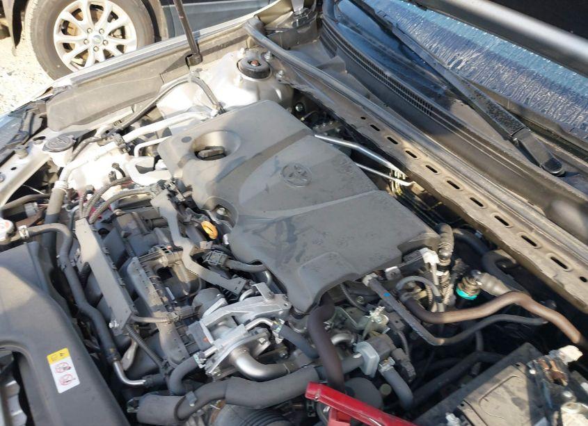 Photo 10 of 2019 Toyota Camry SE (VIN 4T1B11HK0KU785886)