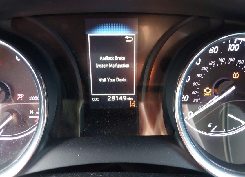 Photo 16 of 2019 Toyota Camry SE (VIN 4T1B11HK0KU785886)