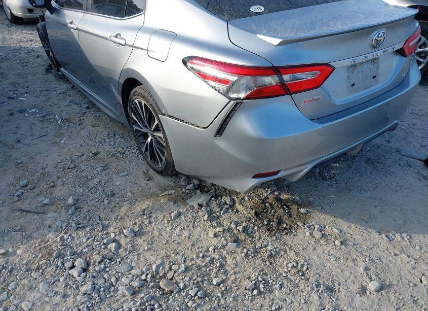 Photo 18 of 2019 Toyota Camry SE (VIN 4T1B11HK0KU785886)