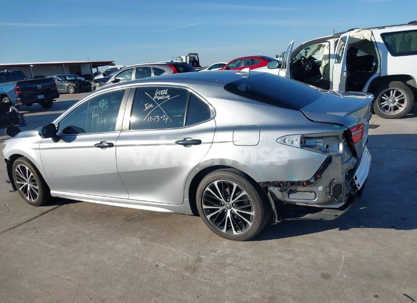 Photo 14 of 2019 Toyota Camry SE (VIN 4T1B11HK0KU787685)