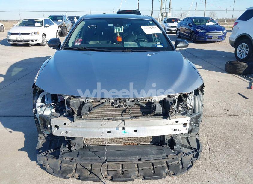 Photo 6 of 2019 Toyota Camry SE (VIN 4T1B11HK0KU787685)