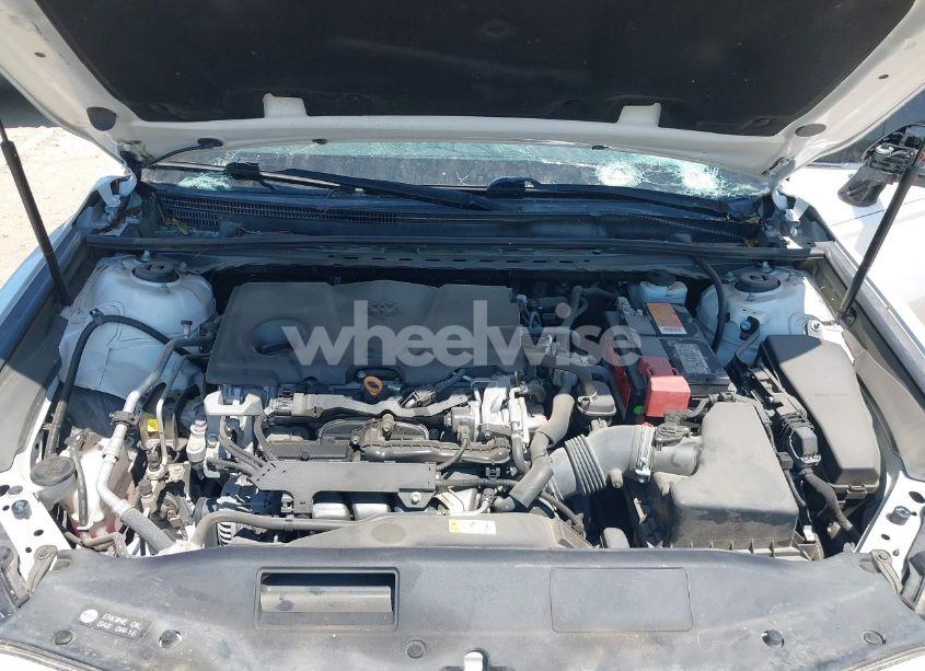 Photo 10 of 2019 Toyota Camry SE (VIN 4T1B11HK0KU809605)