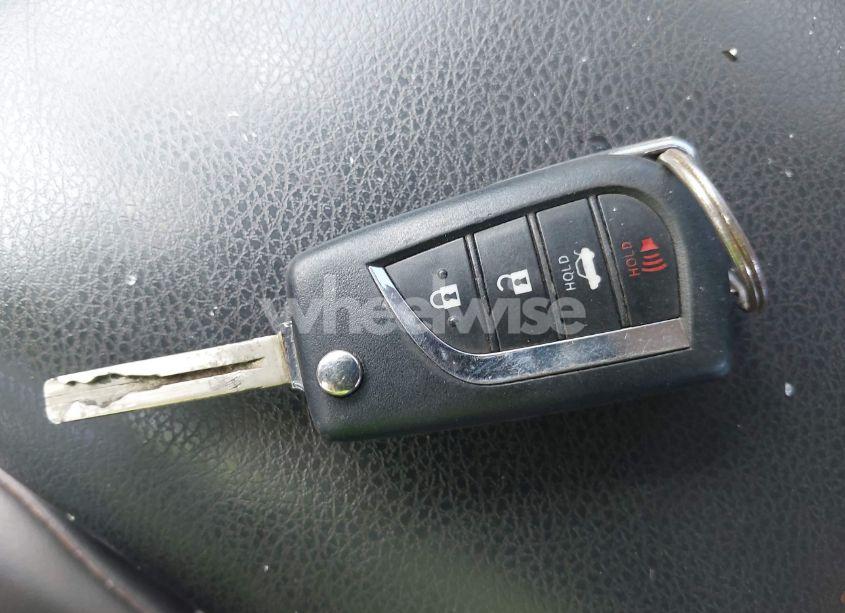 Photo 11 of 2019 Toyota Camry SE (VIN 4T1B11HK0KU809605)