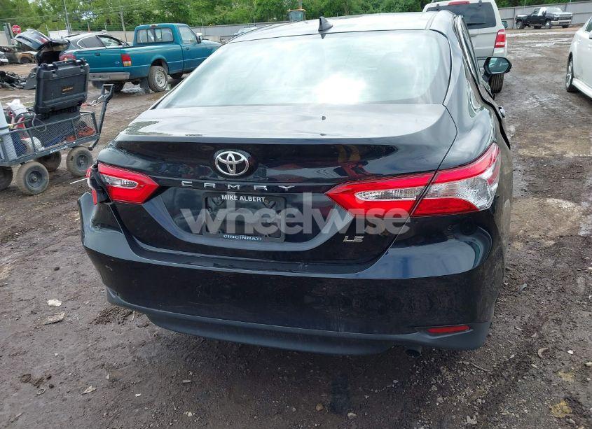 Photo 16 of 2019 Toyota Camry L/LE/SE/XLE (VIN 4T1B11HK0KU821995)